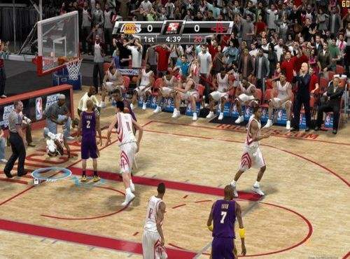 NBA2k8游戏下载_NBA2k8最新中文版_NBA2k8手游下载 运行截图2