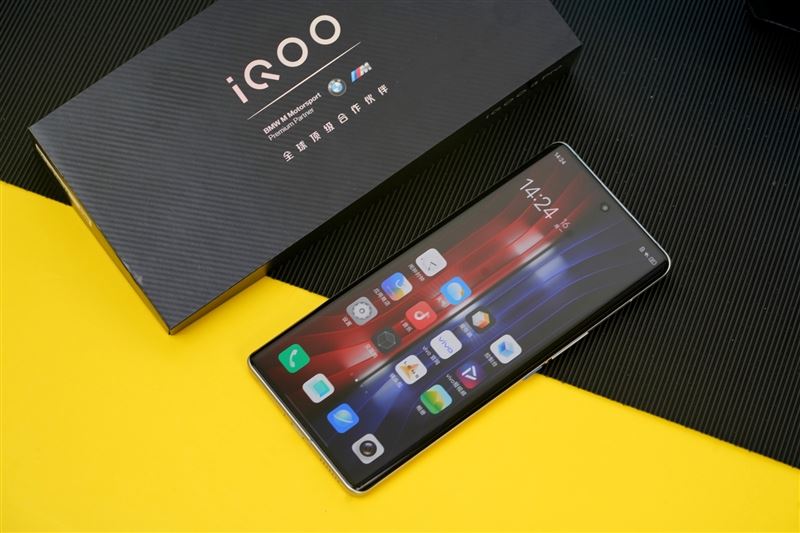 iQOO8 Pro极限旗舰手机怎么样好用吗 iQOO8 Pro极限旗舰手机入手体验评测分析