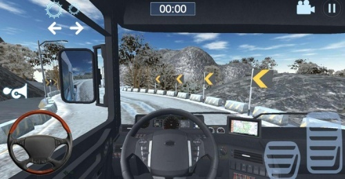 雪地欧洲卡车驾驶模拟游戏下载_雪地欧洲卡车驾驶模拟游戏手机版最新版 运行截图3