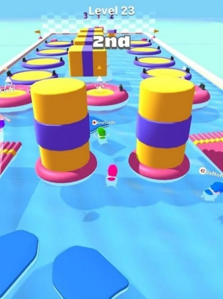 泳池跑酷游戏最新版下载_泳池跑酷手机版本免费下载v1.0 安卓版 运行截图3