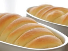 吐司面包怎么做最好吃 最香最美味的吐司面包家常做法