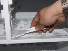 冰箱结冰怎么快速除冰 先了解怎么结冰再除效果更好