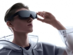 HUAWEI VR Glass配置和性能如何 华为轻薄VR眼镜可调节700度屈光度近视
