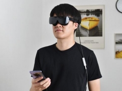 HUAWEI VR Glass如何调节镜片 华为轻薄型VR眼镜操作便利吗
