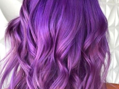 新年染什么头发更好看 这些紫色系发色超显气质