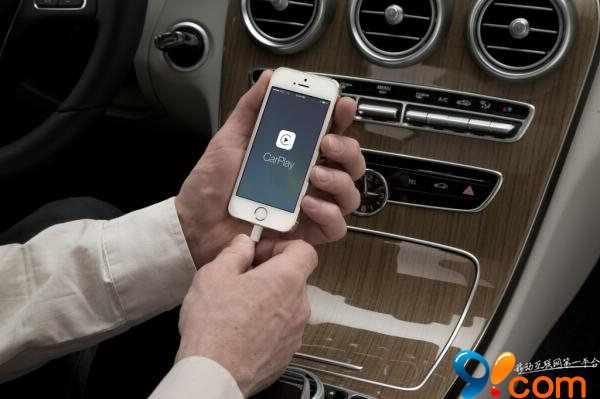 iPhone新功能“CarPlay”怎么用?