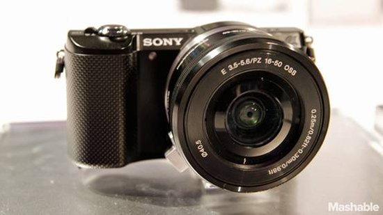 索尼全球最轻微单相机α5000