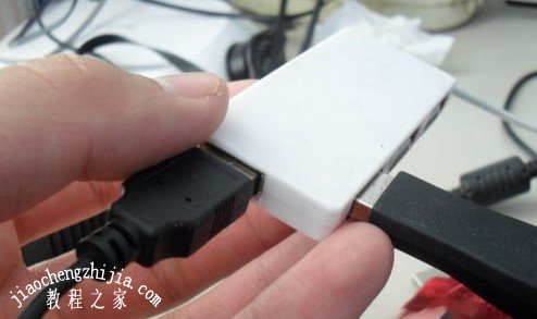 2-手写板的USB接口连接到电脑